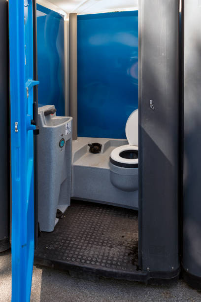 Best Construction site porta potty rental  in Willacoochee, GA